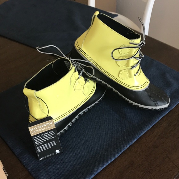 Sorel Shoes - SOREL Out N About Waterproof Rain Boots ☔️🌧